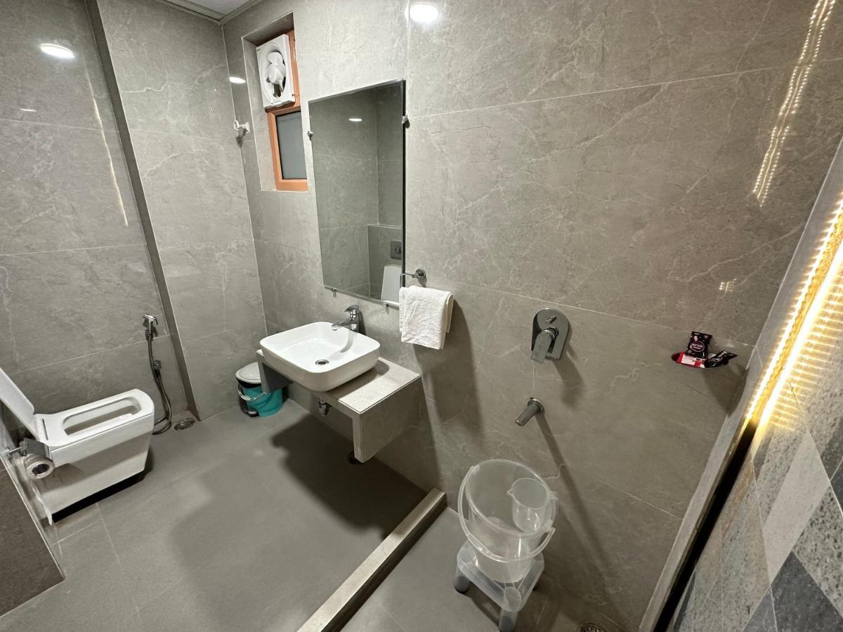 Hotel Pinaka Inn Lucknow Extérieur photo