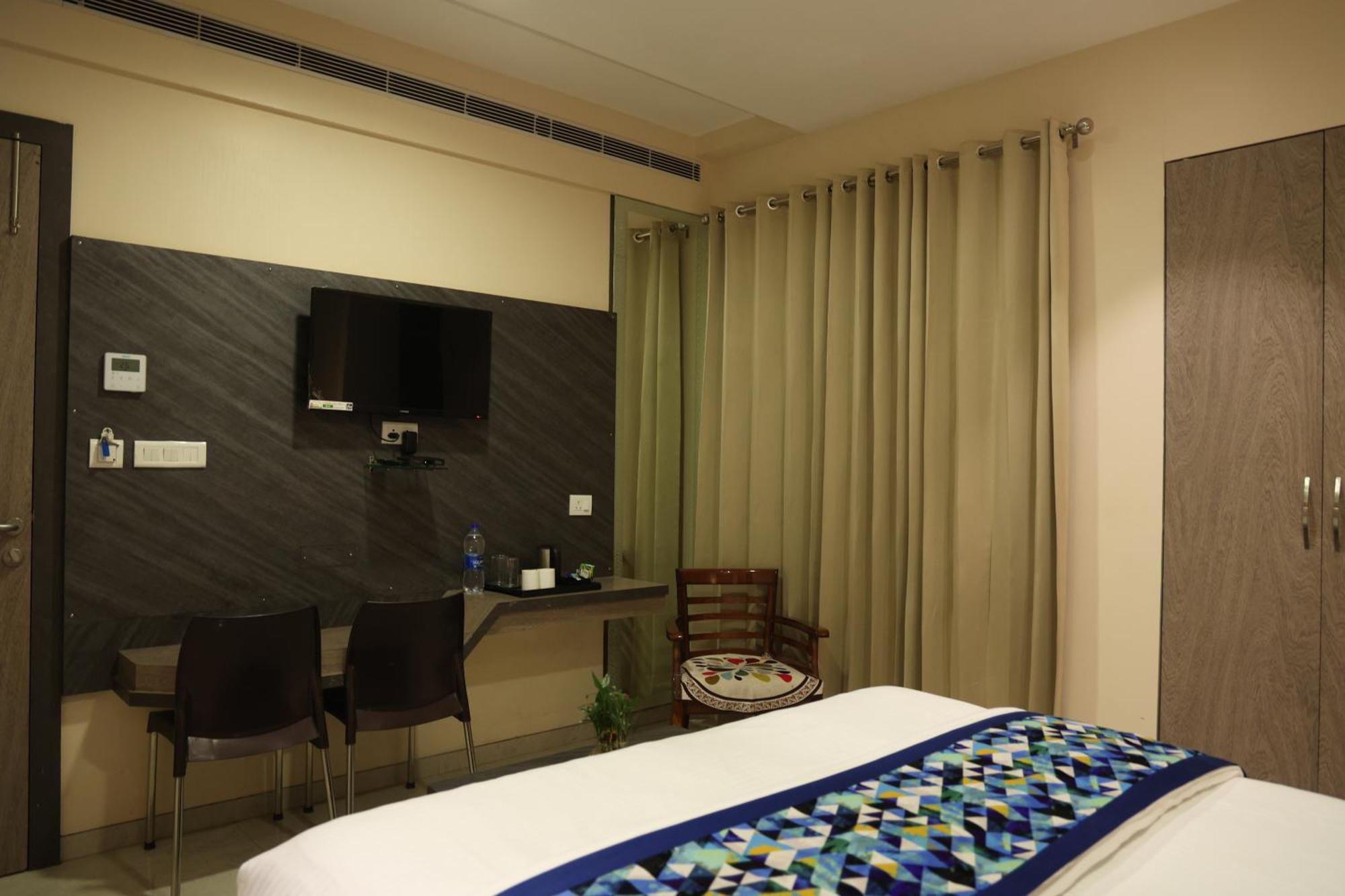 Hotel Pinaka Inn Lucknow Extérieur photo