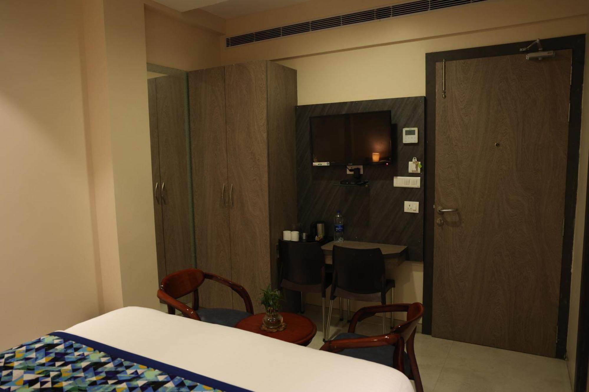 Hotel Pinaka Inn Lucknow Extérieur photo